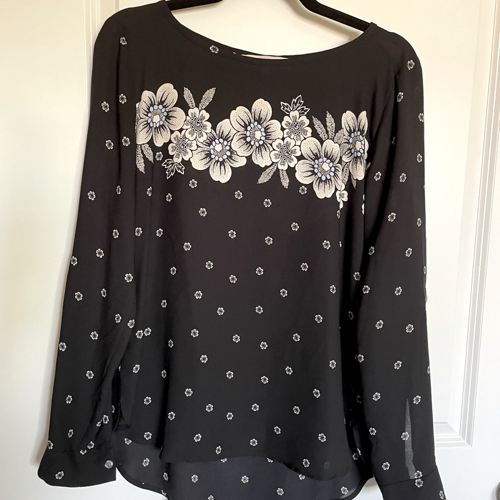 LOFT Blue & Black Floral Blouse (Size M)